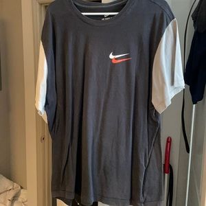 Nike T Shirt